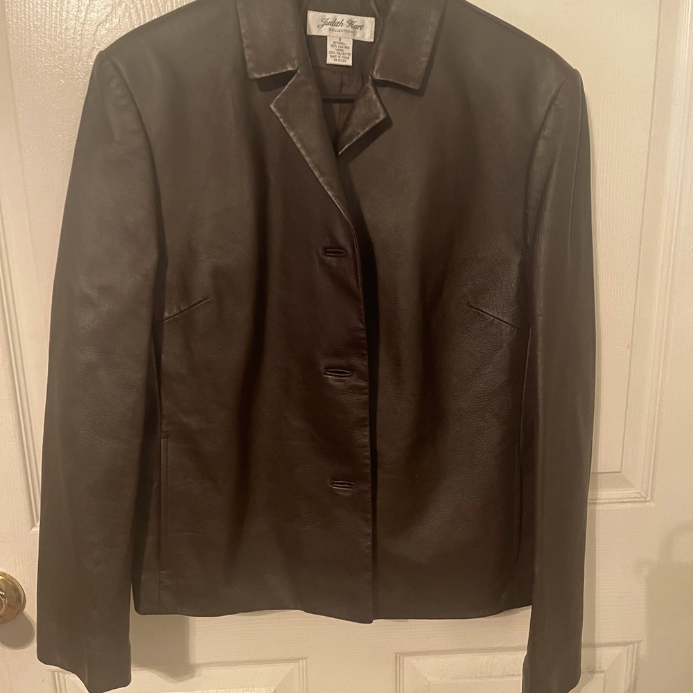 Judith Hart Vintage Leather Jacket NWT. Lined, pockets, brown, dressy or casual